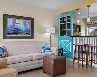 Sun Dek Beach House - Boynton Beach - Wohnzimmer
