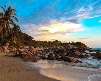 Hotel Villa Mexicana Puerto Escondido - Puerto Escondido