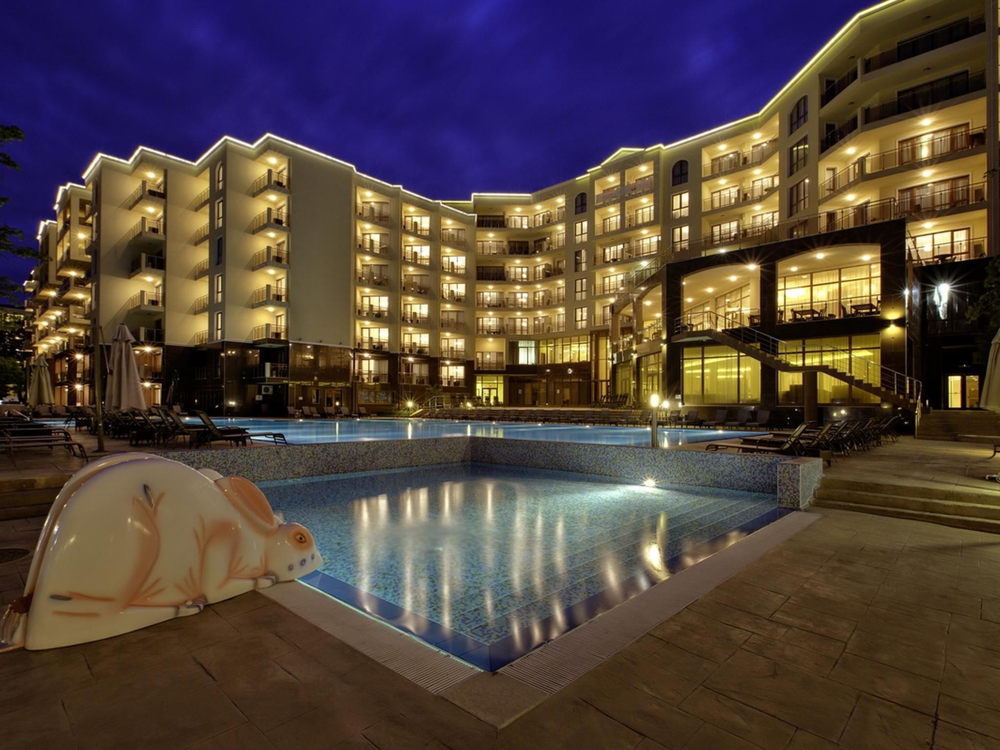 غولدن لاين للشقق الفندقية - غولدن ساندز - مبنى