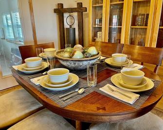 4 Bedroom on 15 Acres Near Crossbar Off Road Park & Turner Falls - Davis - Comedor