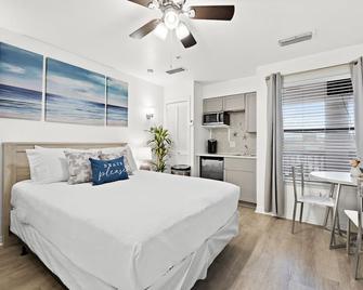 St Thomas Square By Panhandle Getaways - Panama City Beach - Bedroom
