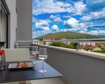 Hotel Palace Medjugorje - Medjugorje - Balcony