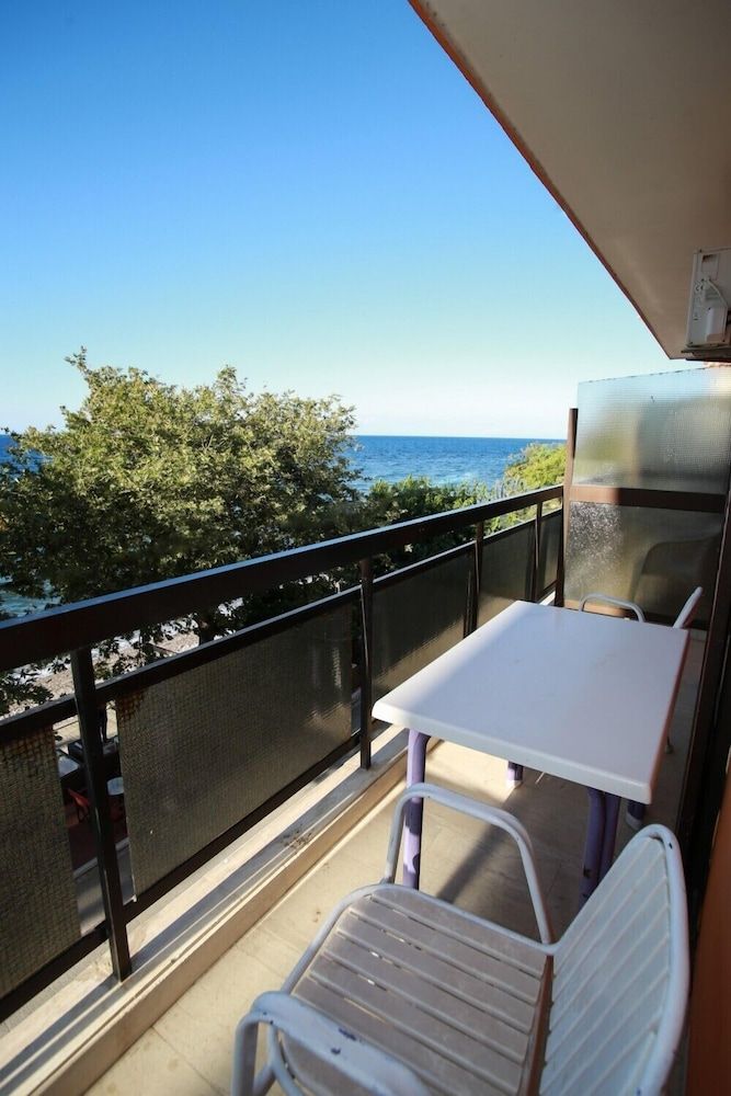 Astir Rooms - Poros - Balcony
