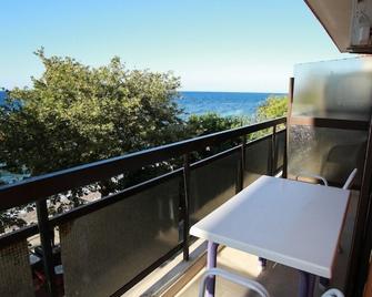 Astir Rooms - Poros - Balcony