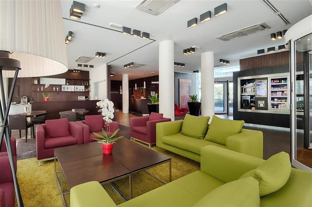 NH Savona Darsena - Savona - Lounge