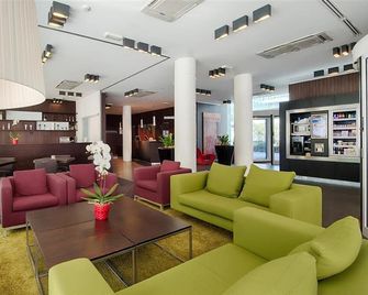 NH Savona Darsena - Savona - Lounge