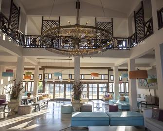 Simantro Resort - Sane - Hành lang