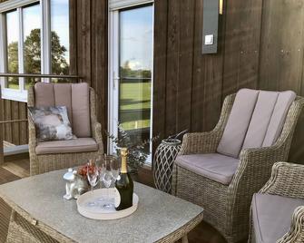 Vacation apartment in the outskirts of Borken-Weseke, 6 km to the Netherlands - Borken (Westfalen) - Wohnzimmer