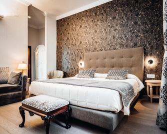 Villa Madruzzo - Trento - Bedroom