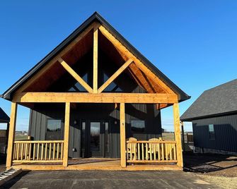 Bourbon Retreat With Hot Tub-9 - Harrodsburg - Edificio