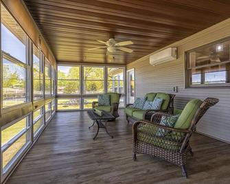 3 Lake Homes Together- Family Reunion Perfection - Marion (Verenigde Staten) - Balkon