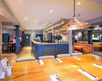 Premier Inn Crewe West - Crewe - Bar