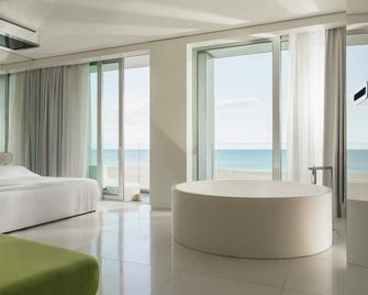 i-Suite Hotel - רימיני