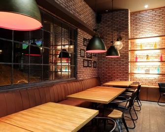 Mahogany Hotel - South Kuta - Restaurant