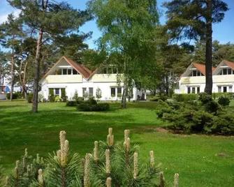 Ferienanlage 'Haus hinter den Dünen' Prerow - Prerow