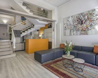 Hotel Lupori - ויארג'ו - דלפק קבלה