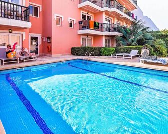 Thb Felip Comfort - Porto Cristo - Pool