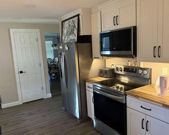 Penn State Beautiful Country Home - Julian - Cocina