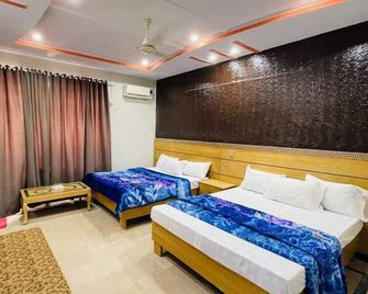Hotel The Queen - Rawalpindi - Bedroom