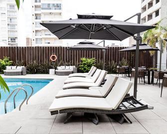 Holiday Inn Rosario - Rosario - Pool