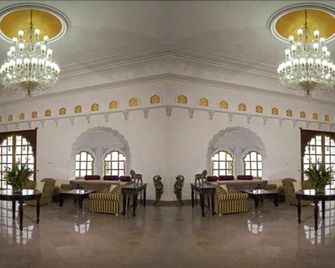 Udai Vilas Palace Mandawa - Mandāwa - Hall d’entrée