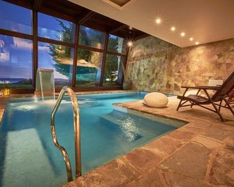 Alto Calafate Hotel - El Calafate - Pool