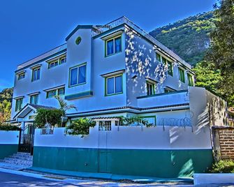 Hotel El Sol - Panajachel - Building