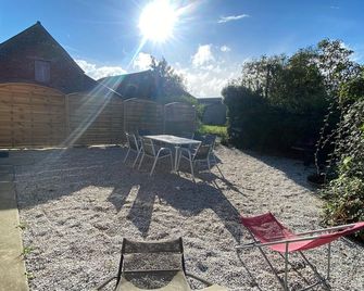 Gîte à la ferme de la Corbinais - Saint-Cast-le-Guildo - Patio