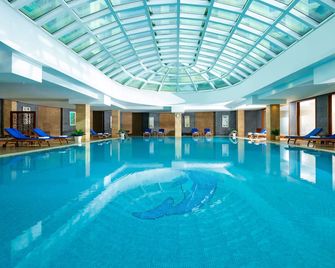 Badamdar Hotel and Residences - באקו - בריכה