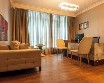 Nile Suites Plaza Apartments - Kairo