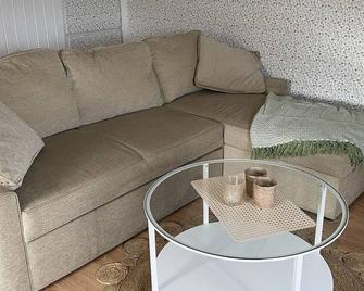 Holidays between the Salmon River and the Baltic coast of Blekinge - Mörrum - Sala de estar