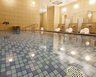 Kuretake Inn Premium Numazu Kitaguchi Ekimae - Numazu - Pool