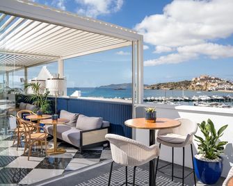 OD أوشين درايف - ايبيزا - شرفة