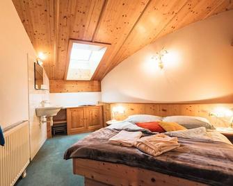 Nice apartment for 4 guests with WIFI, TV, balcony, pets allowed and parking - Dienten am Hochkonig - Bedroom