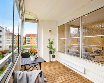 Stylish and peaceful apartment, central but at the same time secluded enjoy Oslo! - أوسلو - شرفة