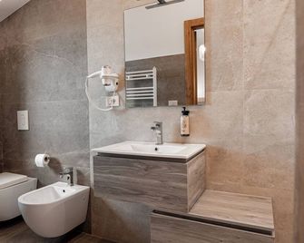Manfredomus Farmhouse - Mussomeli - Baño
