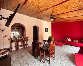 Alta Flores departamento - Mascota
