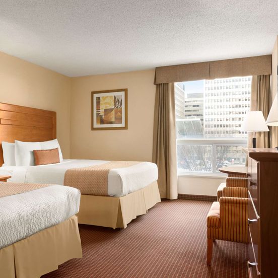 Days Inn by Wyndham Edmonton Downtown image 1