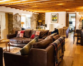 Minafon - Newport - Living room