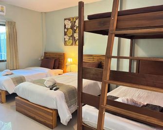 Ruen Kaew Resort - Phrae - Habitación