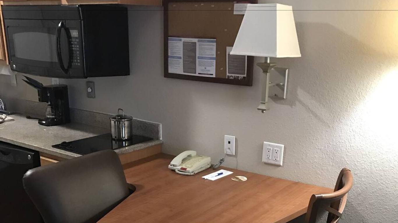 Candlewood Suites La Porte