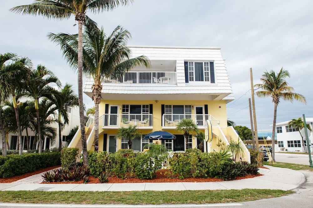 Sea Spray Inn - Lauderdale-by-the-Sea - Building