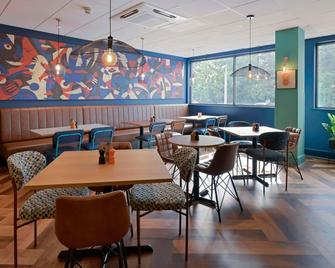 Travelodge Luton - לאטון - מסעדה