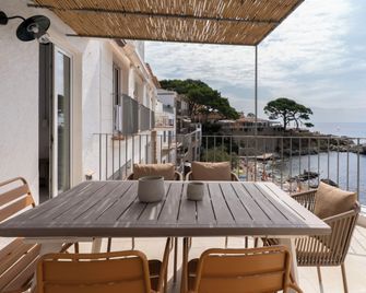 Casa Concha Apartamentos - Wehost Costa Brava - Calella de Palafrugell - Balcony