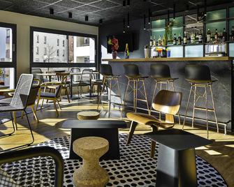 Ibis Annecy Cran Gevrier Hotel - Annecy - Bar