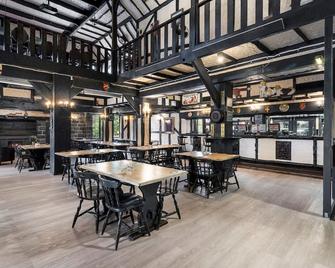 The Fox and Hounds Historic Hotel - Port Arthur - Bar