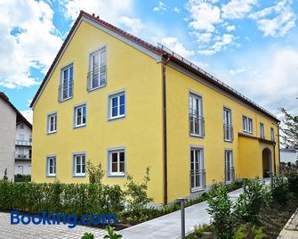 Apparthotel Ampertal - Kranzberg - Building