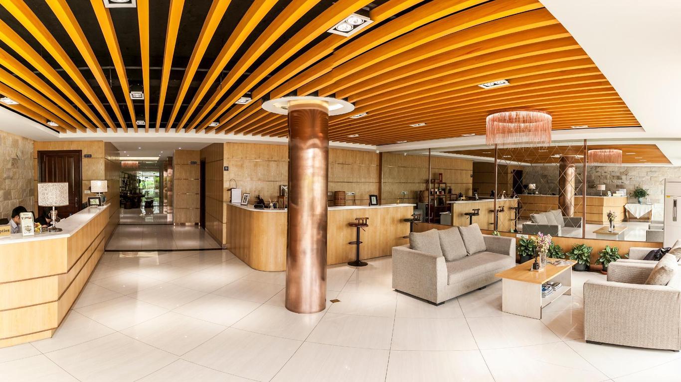 Central Boutique Hotel