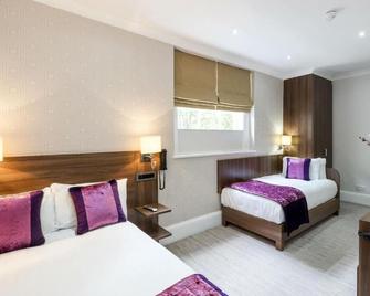 Belgrave Gardens - Newgate Street - Bedroom