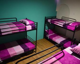 Raizzy's Guesthouse - Kuala Lumpur - Bedroom